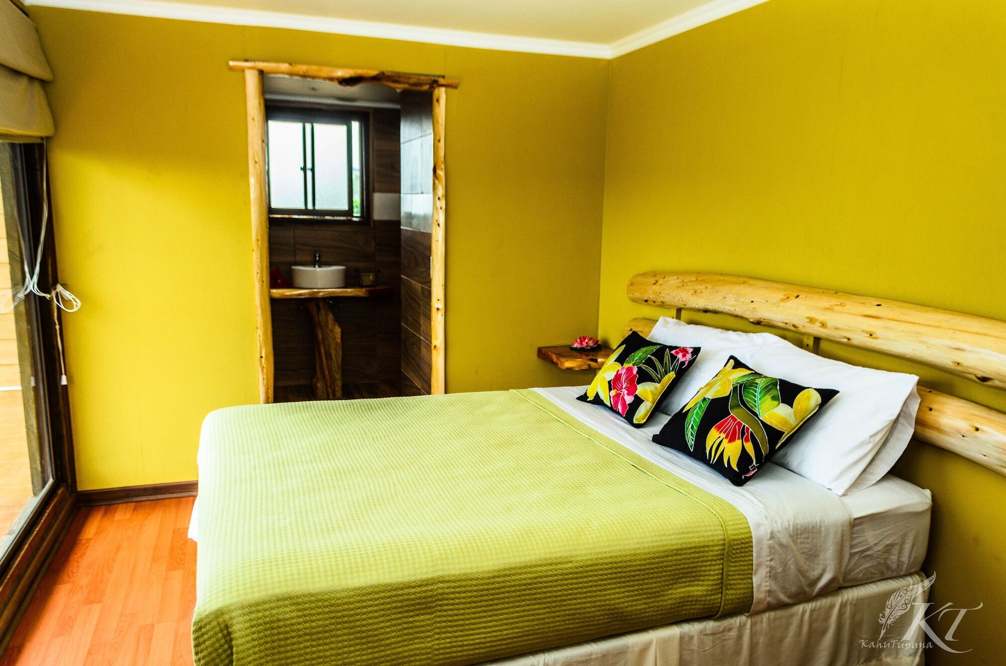 Hotel Uka Mana Hanga Roa Ngoại thất bức ảnh